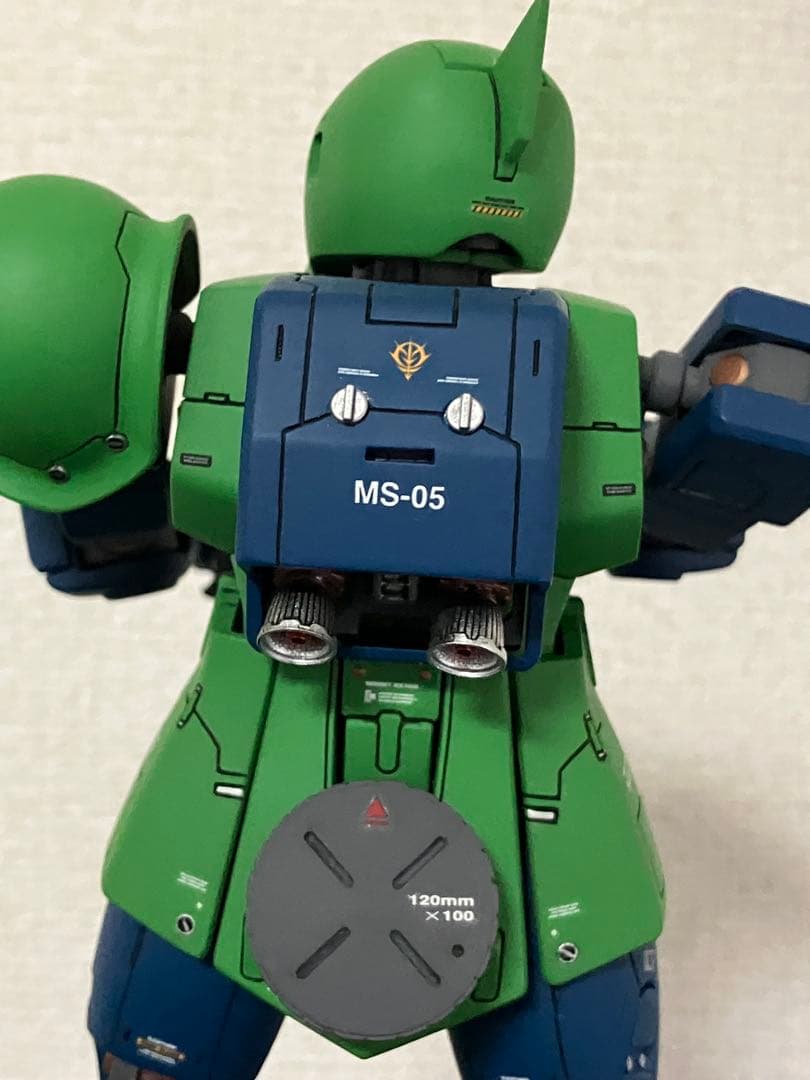 【最終値下】MG旧ザク　塗装済完成品