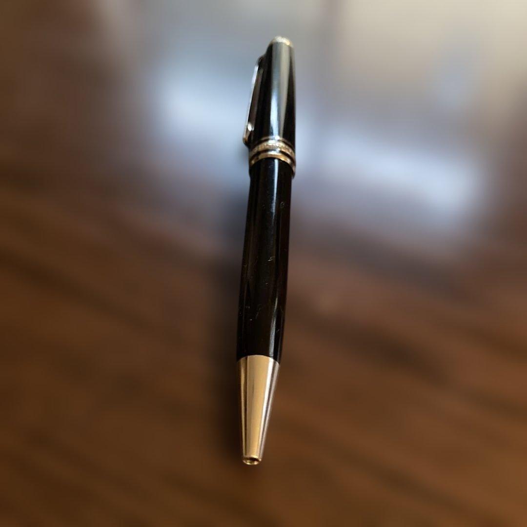 け*い様 モンブラン黒のボールペン 本体