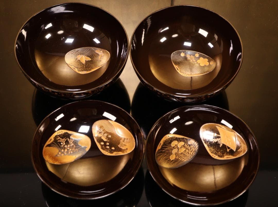 BK424　時代輪島塗　図替り　貝尽くし図金蒔絵　吸物椀　二客　木製　懐石 菓子