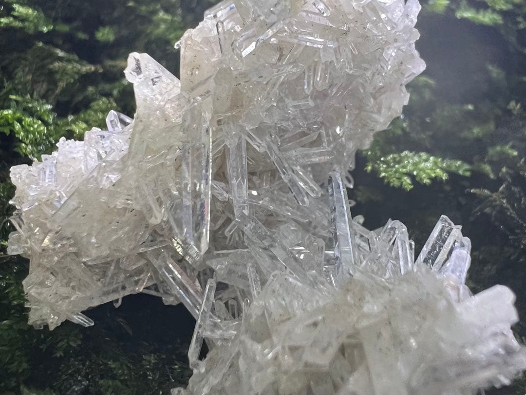 龍脈の精髄 ⭐︎針状クラスター水晶「透明なる守護」