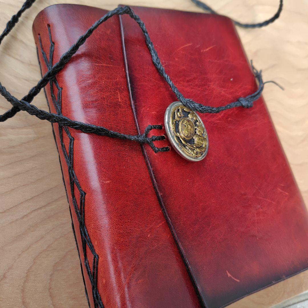 レザー製手縫いノート 赤　レザー　ノート アンティーク ライティングショップ