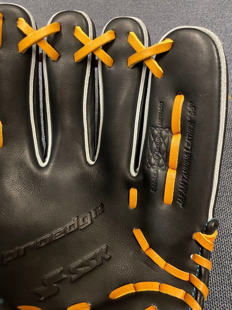 新品　プロエッジ　野球 硬式グローブ 一般用　大人　右投げ　グラブ　内野　右利き