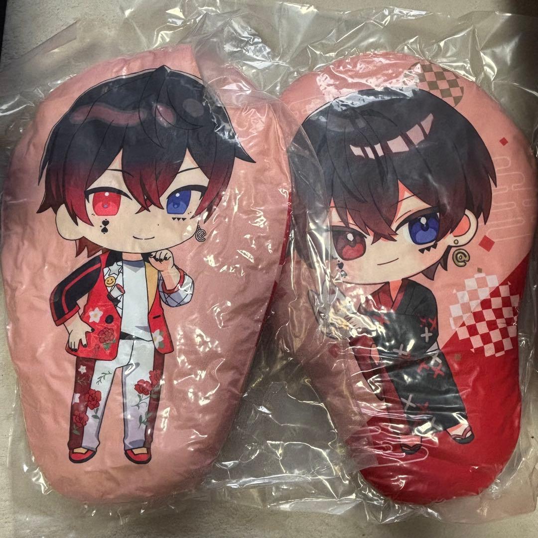 【最終値下げ】あっとくん ダイカットクッション 新品未使用