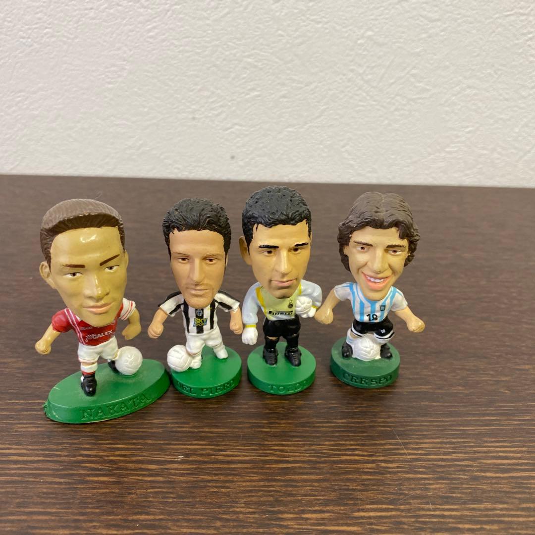 コリシアンサッカーフィギア２６体　中田英寿　中村俊輔　デルピエロ　カカ　ベッカム