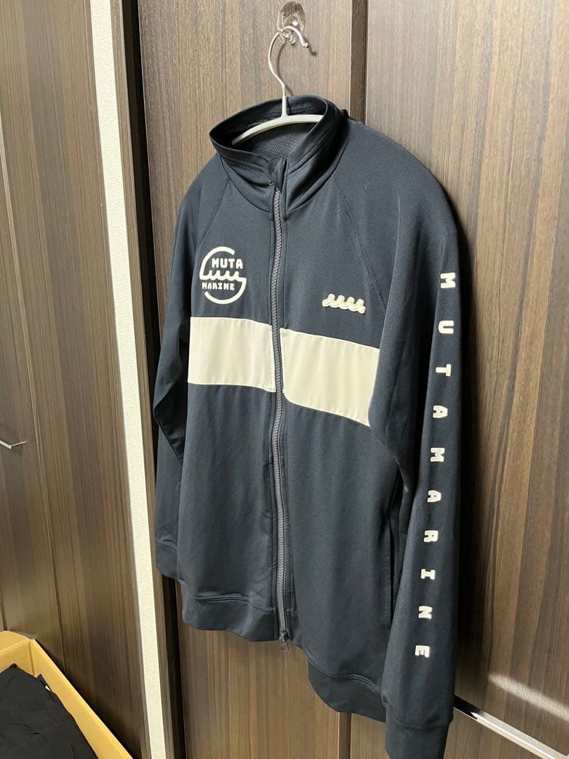 ムータマリン　スタンドラッシュパーカー レディース