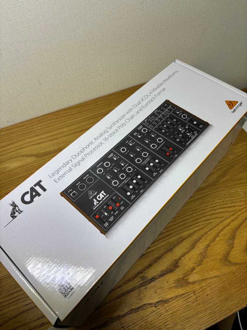 BEHRINGER CAT アナログシンセサイザー