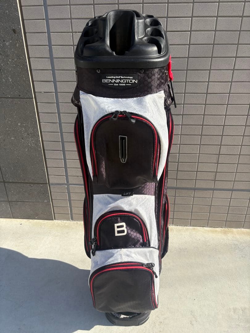 Bennington QO series 14 Lite キャディバッグ