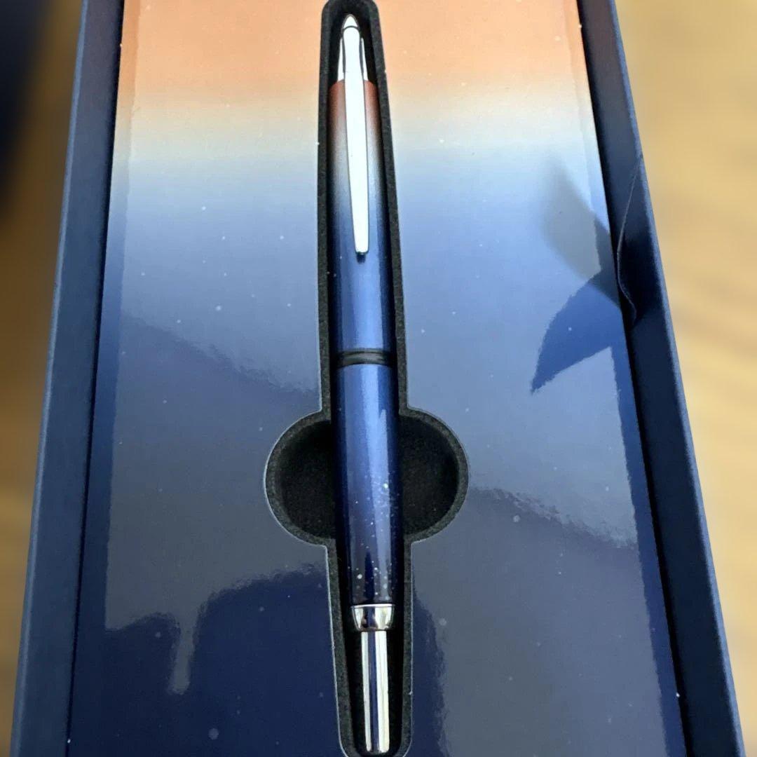 PILOT Capless décimo 20周年記念モデル　M 中字