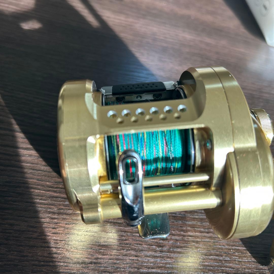 リール 18CALCUTTA CONQUEST 401