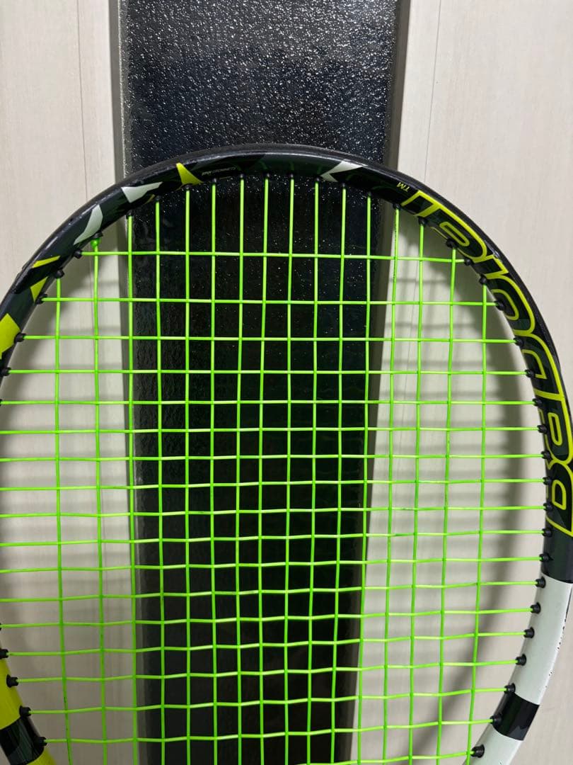 Babolat ピュアアエロ100 G2