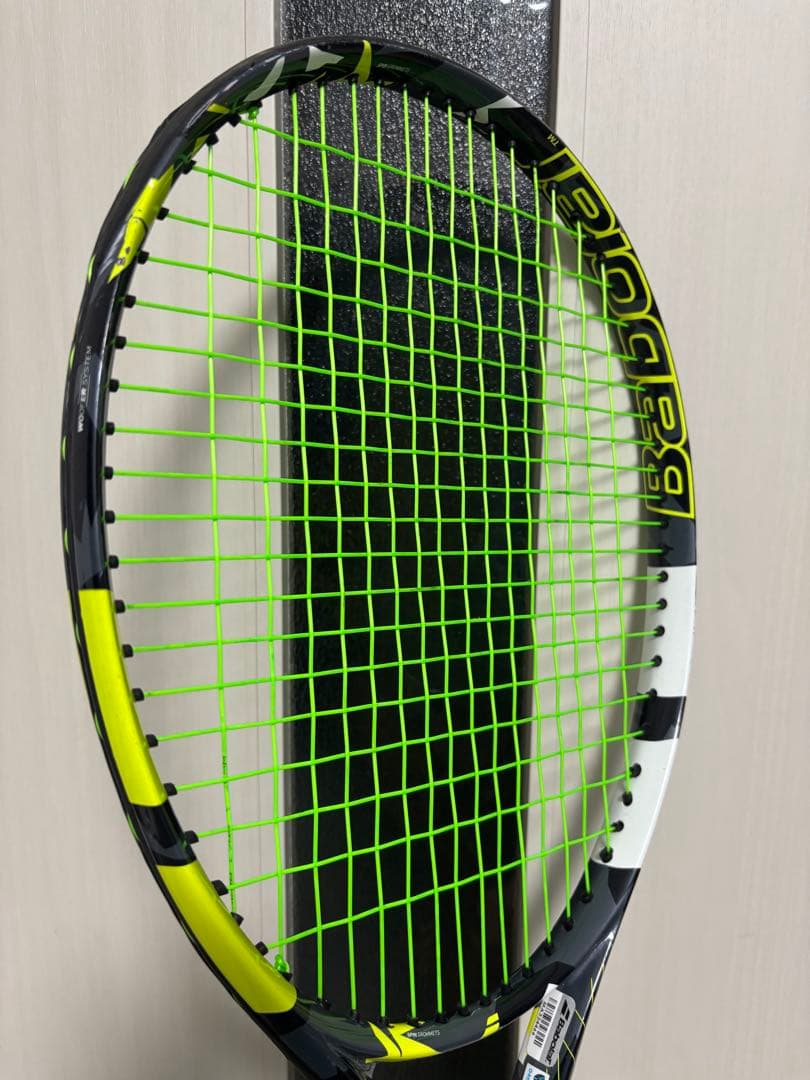 Babolat ピュアアエロ100 G2