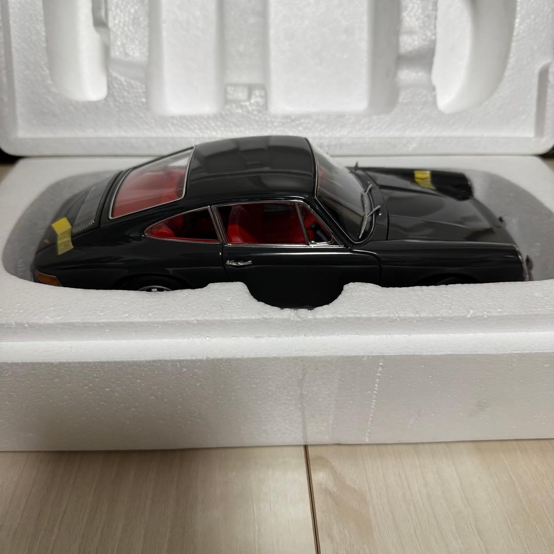 【アウトレット】AUTOart 1/18ポルシェ911 1964 スレートグレー