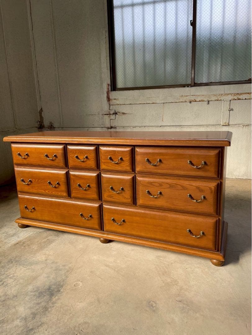 人気の丸脚　サイドボード　リビングボード　チェスト　収納棚