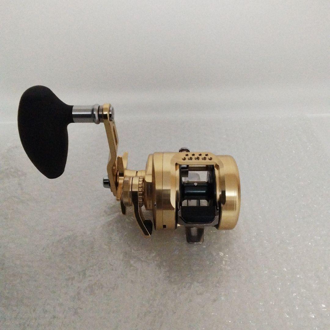 シマノ　オシアコンクエスト301HG 044457 新品未使用　在庫処分