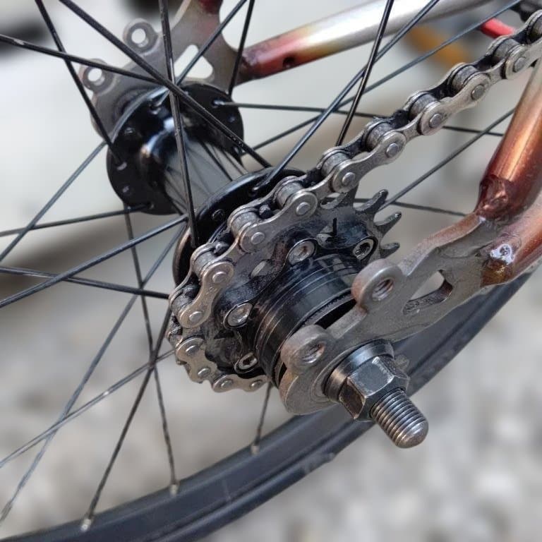 ☆中古特価品☆ 再塗装 シングルスピード仕様　稀少 逆爪