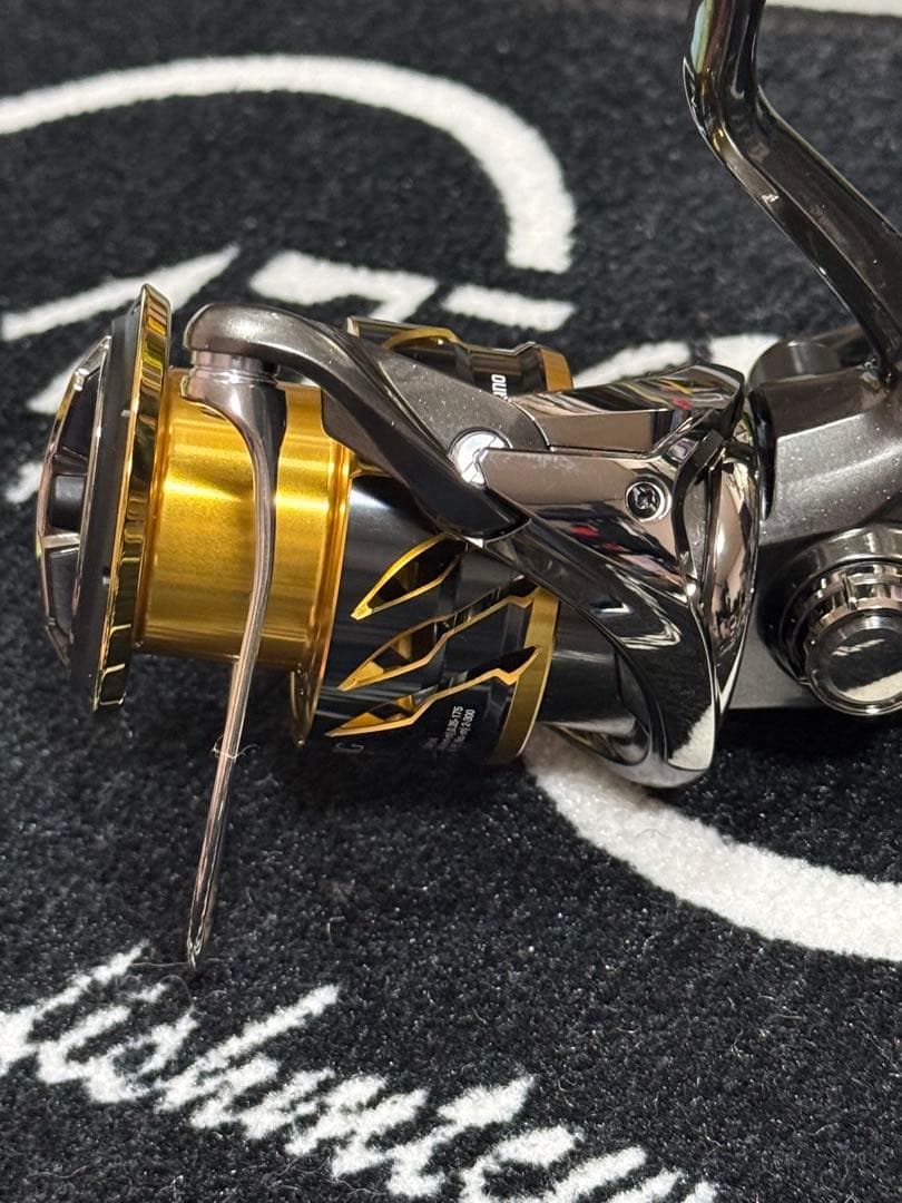 【中古美品】20 ツインパワーC5000XG シマノ