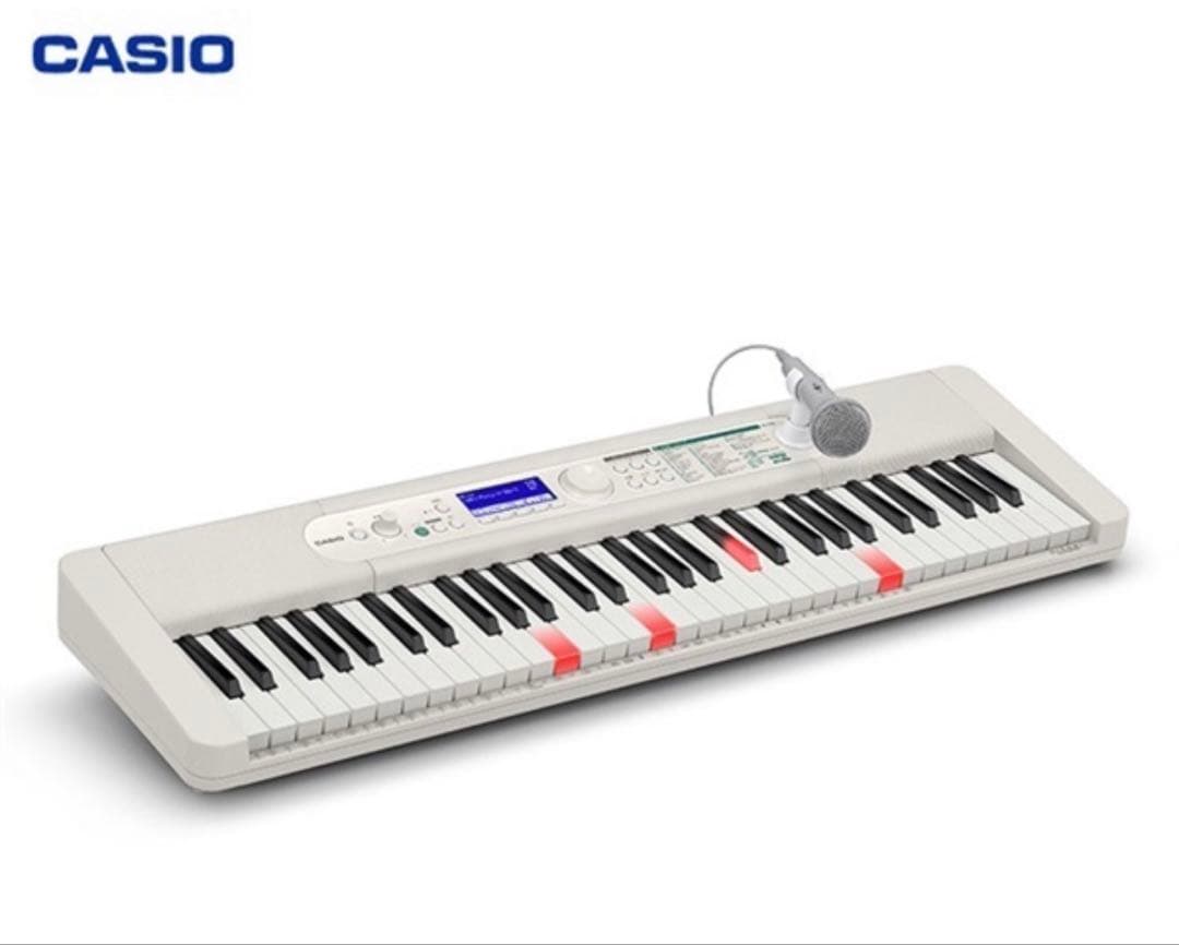 新品未使用 デジタルキーボード LK-526 ホワイト 光ナビゲーション 61鍵