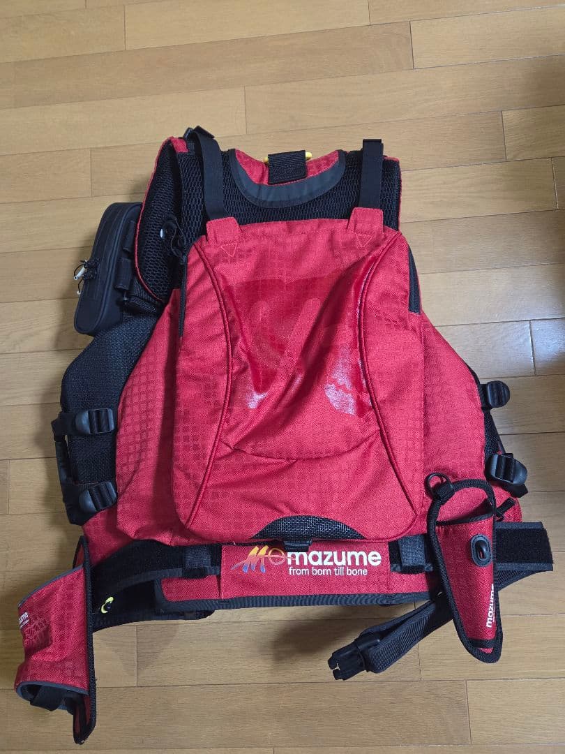 マズメ レッドムーンライフジャケット 8th 未使用　送料無料