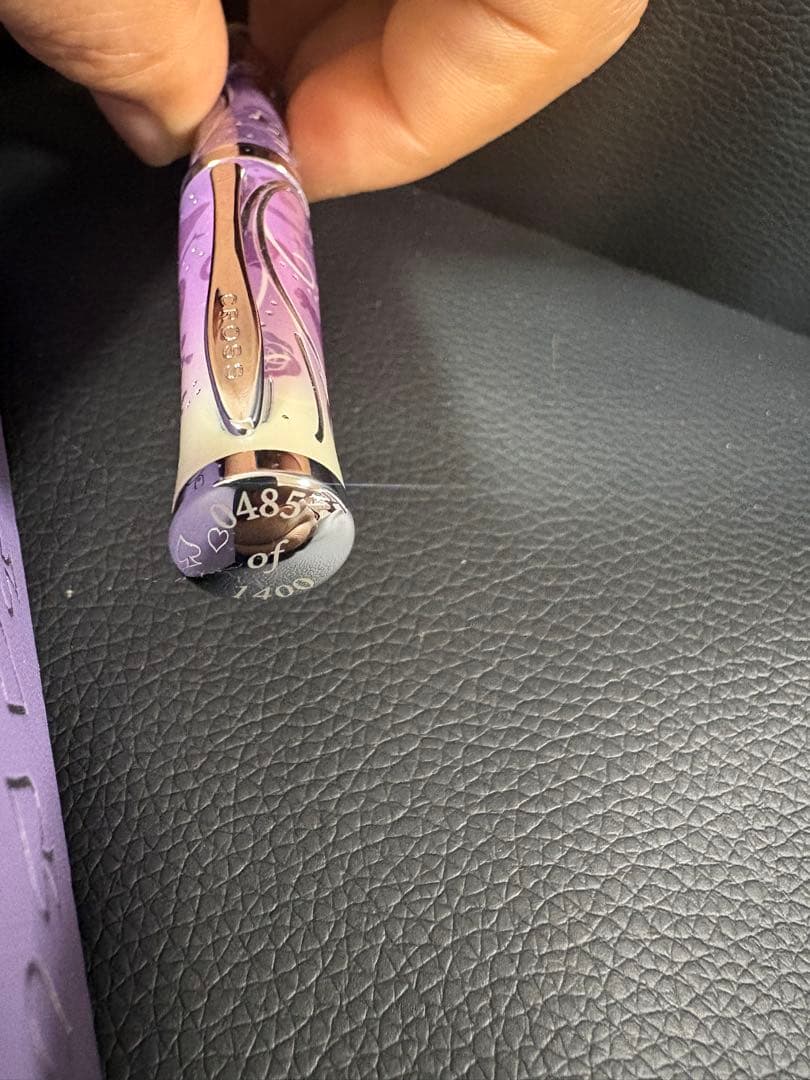 ディズニー　不思議の国のアリス　ボールペン　世界で限定数1400本