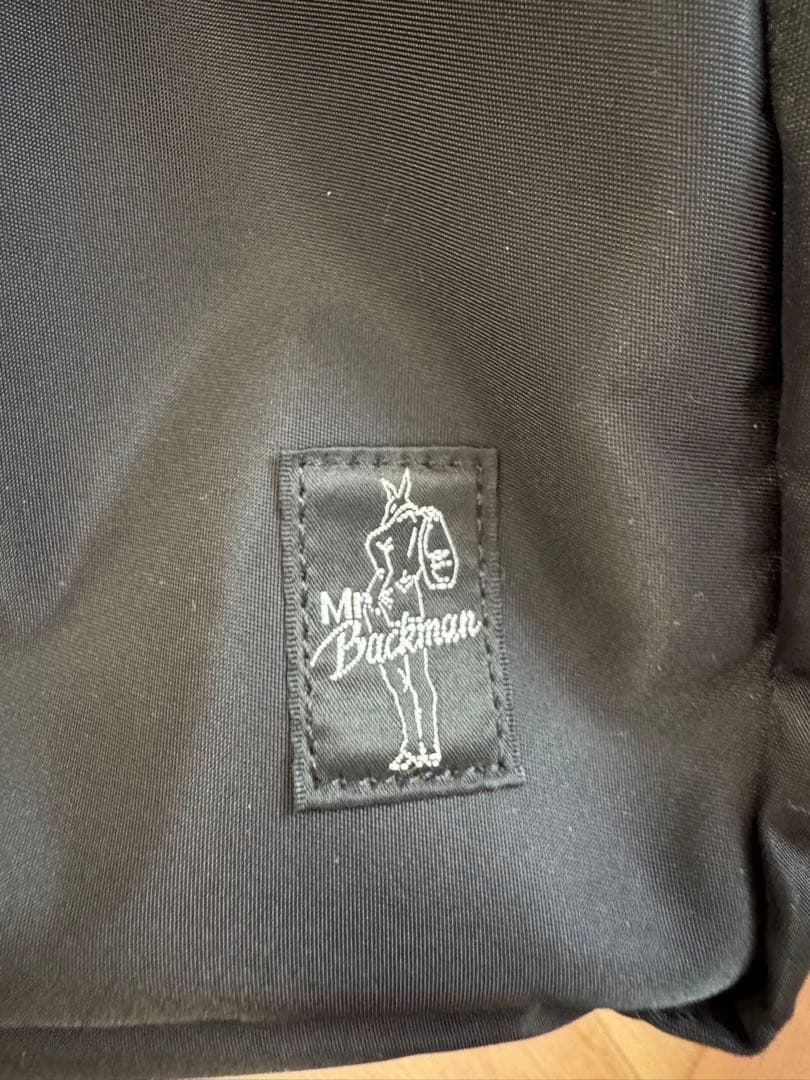 Mr. Backman ブラックバックパック