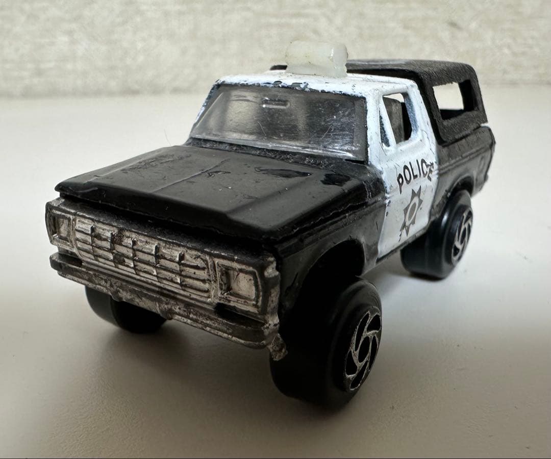Zylmex Zee P369 フォードブロンコ 4x4 POLICE SUV