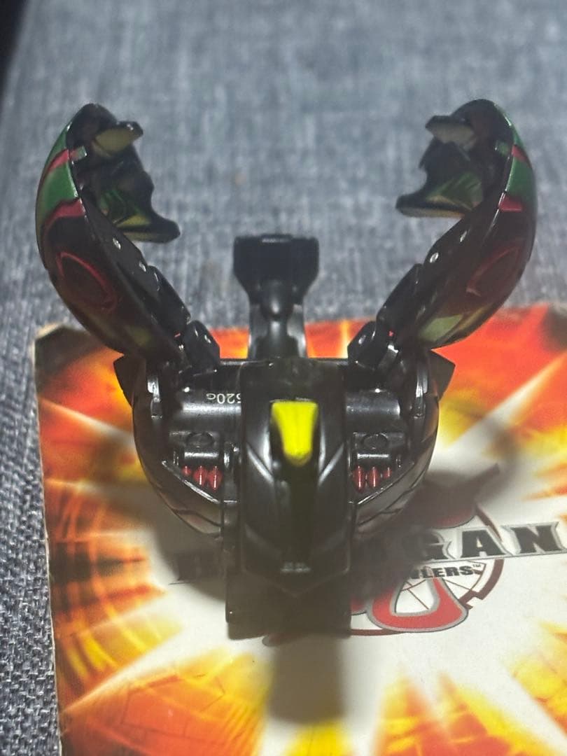 (希少)爆丸　ダークオンヘリオス