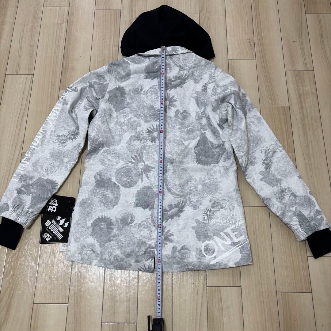 レディース　スノーボードウェア　上下　ワンスリー　エクスニクス　S