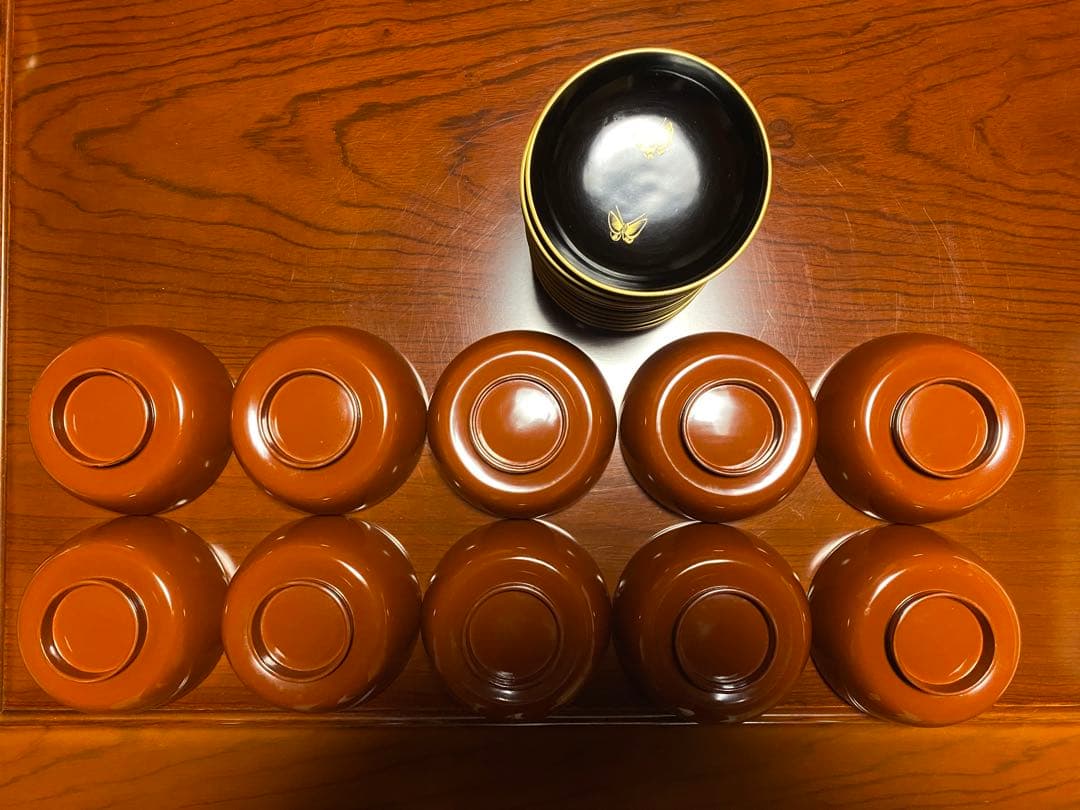 (休日限定価格)輪島塗　漆器 椀 10個セット 黒赤 金色装飾