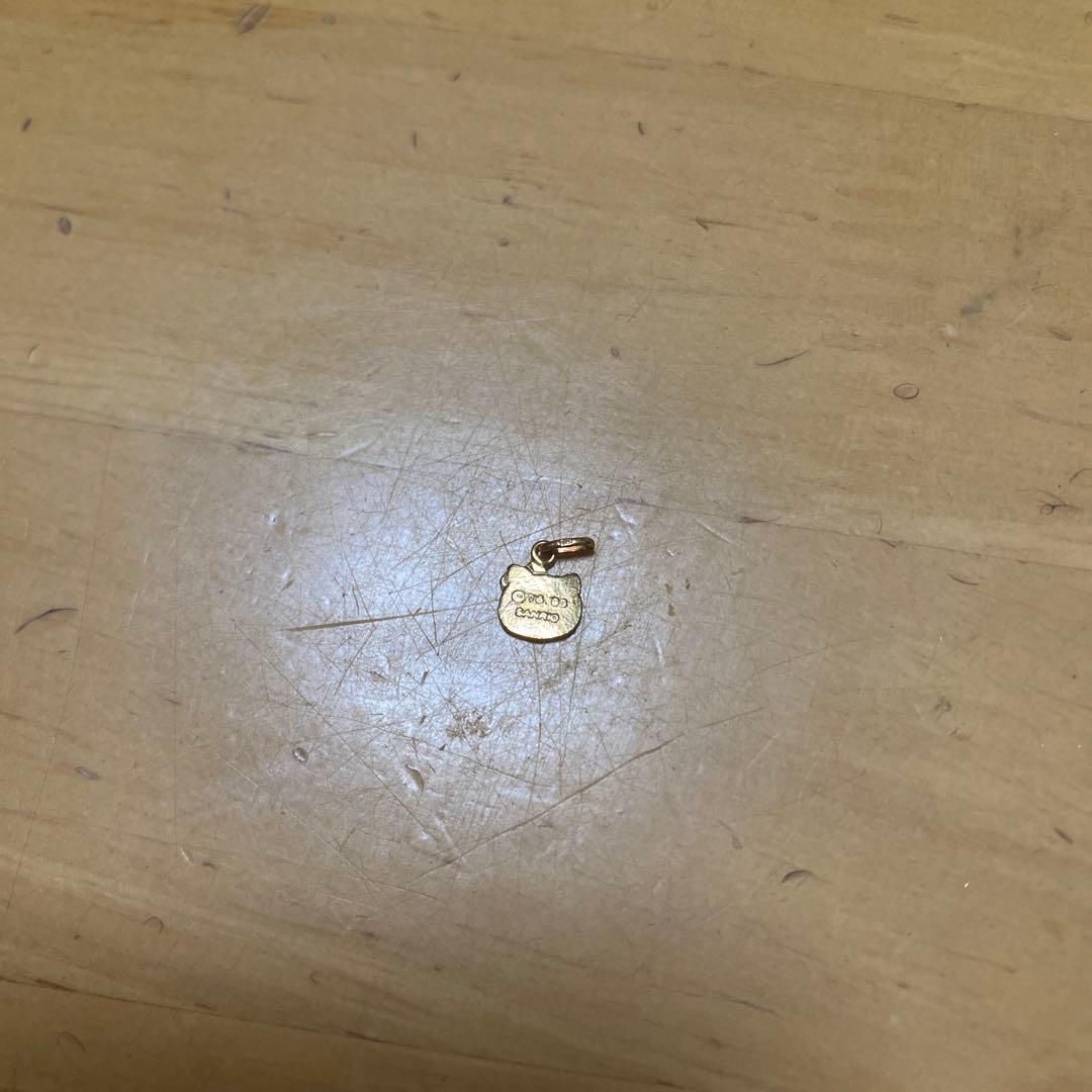 更に値下げ中 超希少ハローキティ 約1cm 箱付き