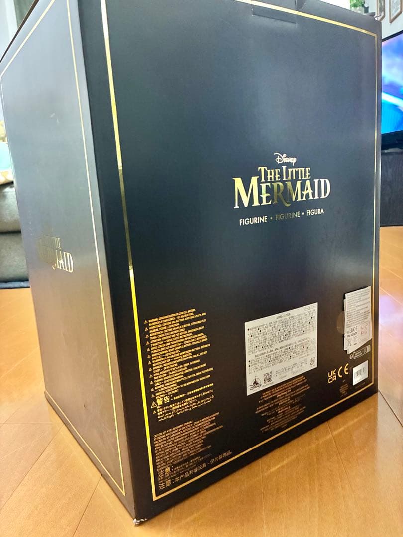 アースラ リトルマーメイド　ライトアップフィギュア ディズニーストア　限定