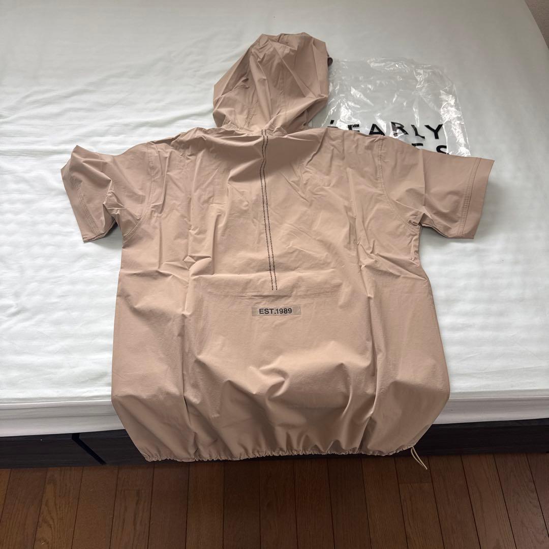 パーリーゲーツ　ベージュ 半袖パーカー