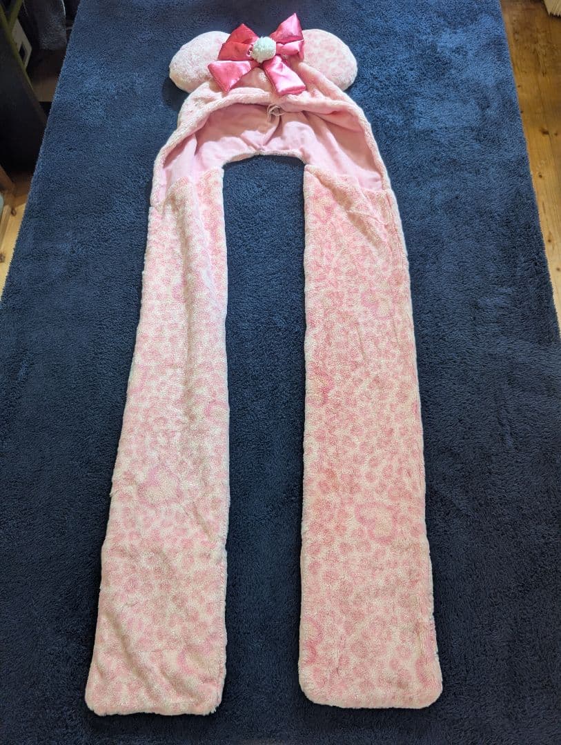 ディズニー　ミニー　マフラーキャップ　ファンキャップ　ピンクヒョウ柄