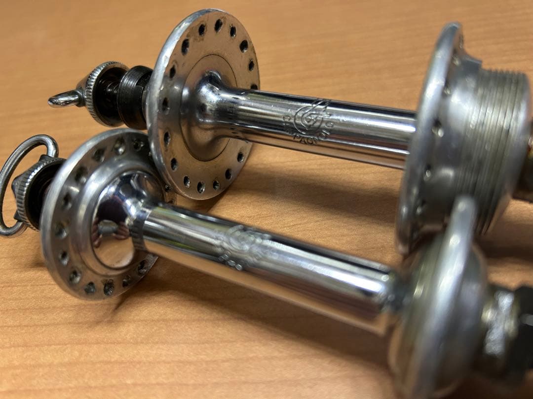 カンパニョーロ　継ぎハブ前後　ボスフリー　100/120　中古