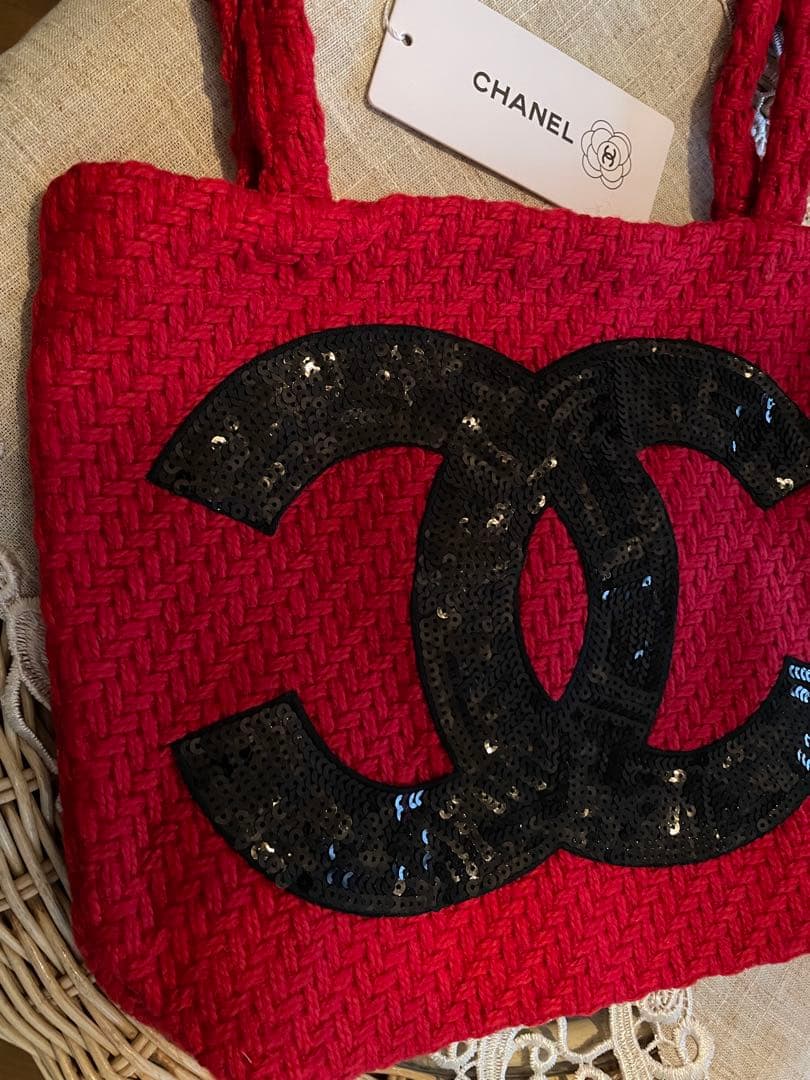 ま*ち様 新品未使用品✨CHANEL ビッグココマーク レッド　ノベルティ