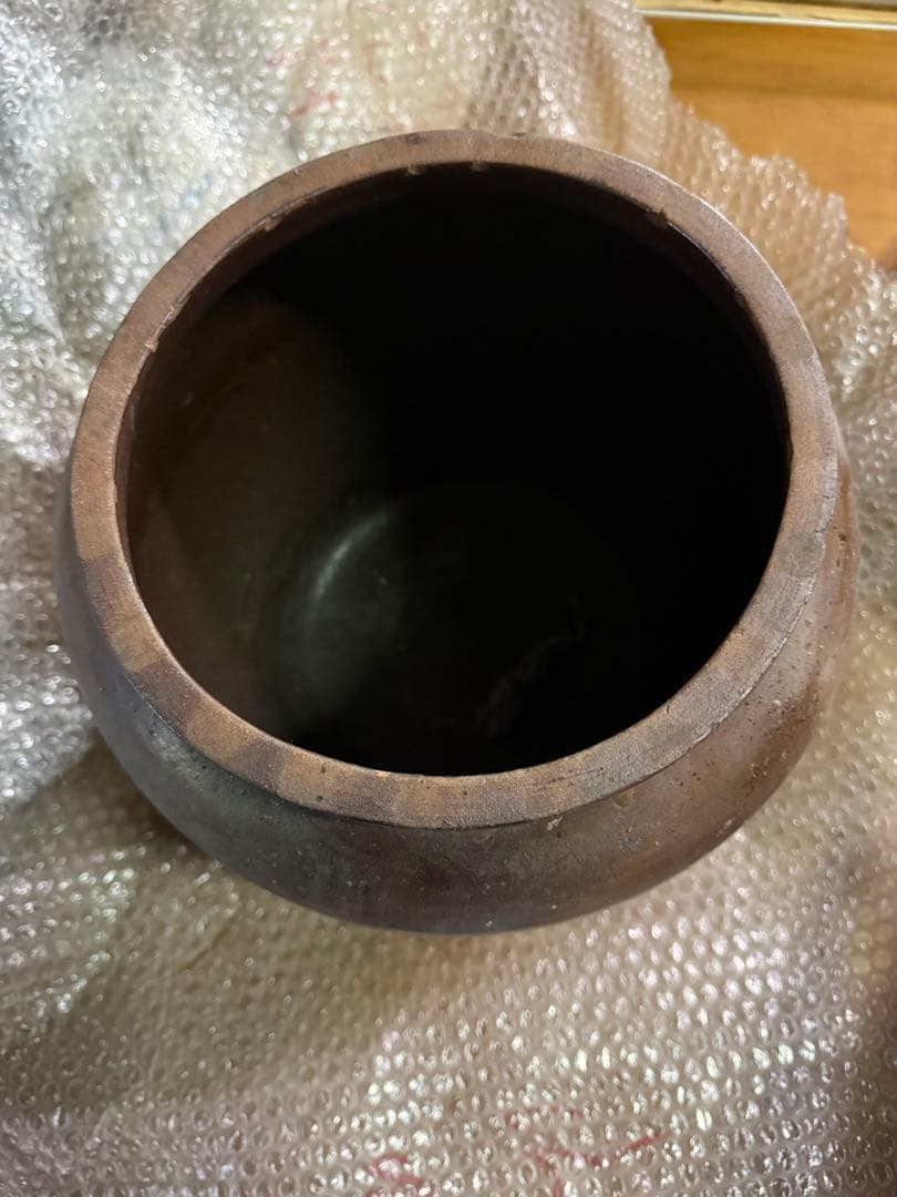 陶器製ダークブラウン丸型容器