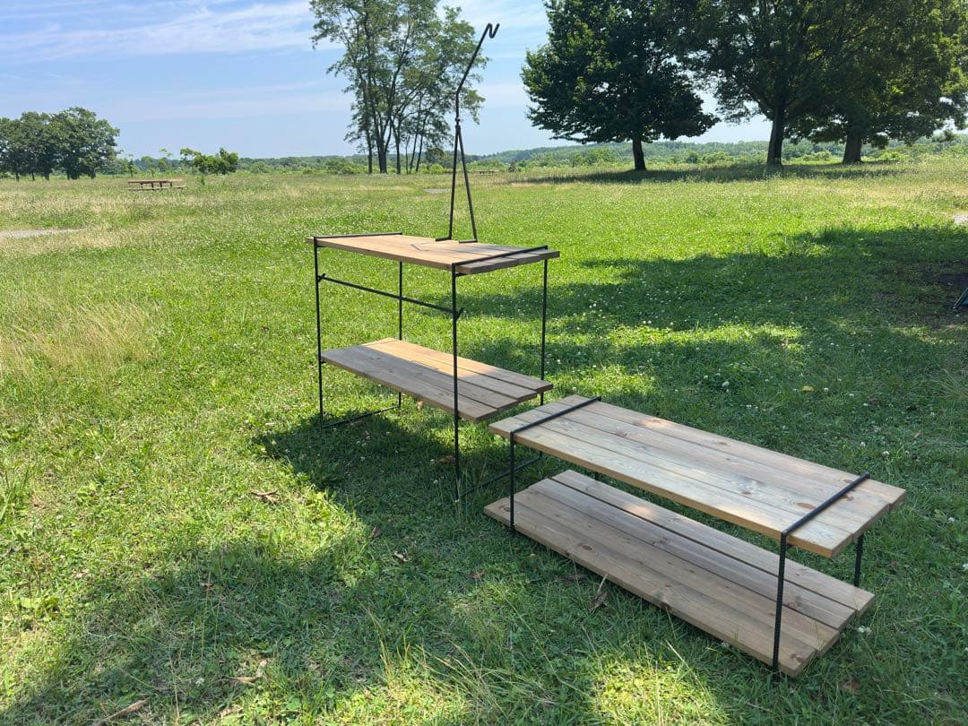 コンパクトになる木製 アウトドアテーブル 2段式