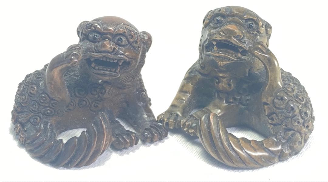 柘植材　根付　獅子ペアの彫刻、ストラップ置物、縁起物　黃楊繊細彫刻