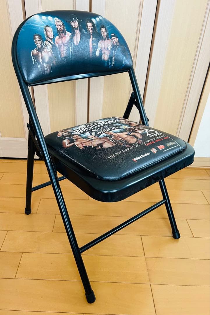 【激レア！】WWE レッスルマニア25 大会記念 非売品 パイプイス WWF