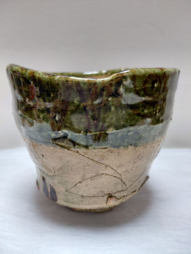 織部焼茶碗　緑釉　鉄絵　茶道具