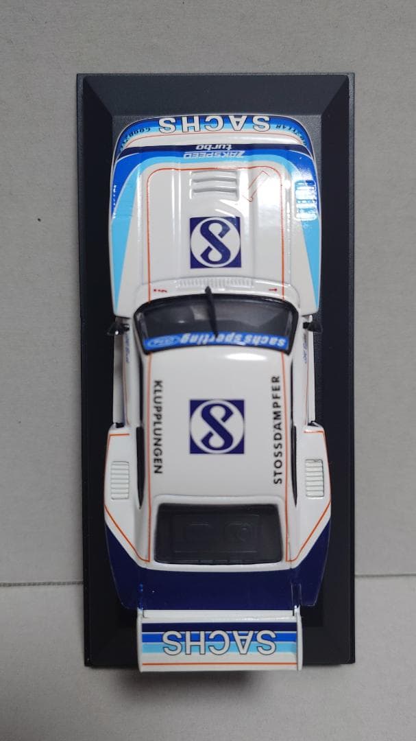 ミニチャンプス Minichamps フォード カプリ ターボ GR.5