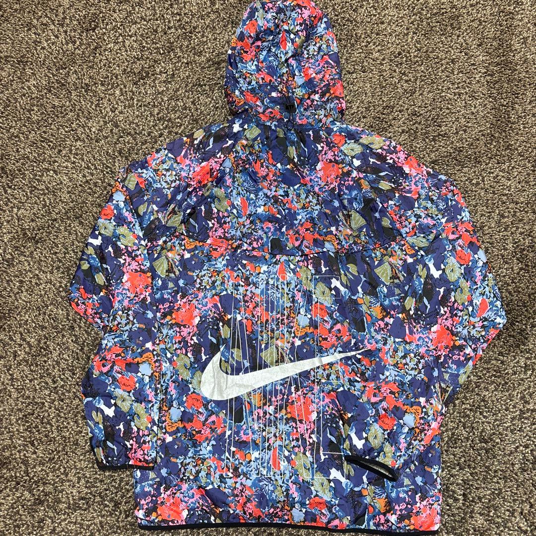 Nike 花柄 ウィンドブレーカー フード付き