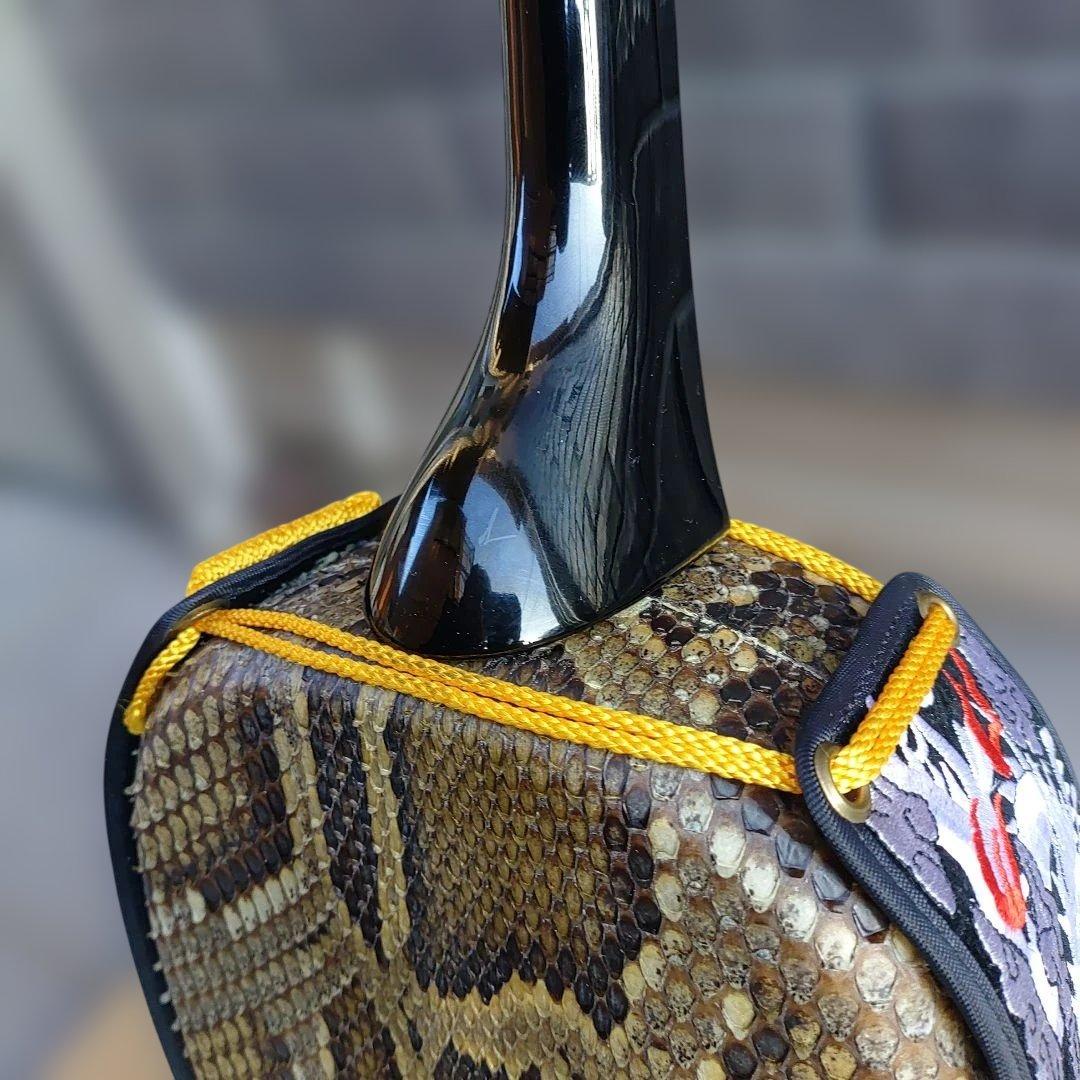 米須三線店 黒塗り強化二重貼り 500g 名店の高級三線