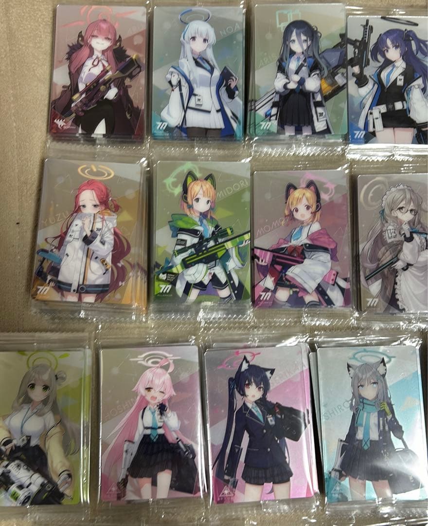 ブルーアーカイブ ブルアカ ウエハース カード バラ売り⭕️