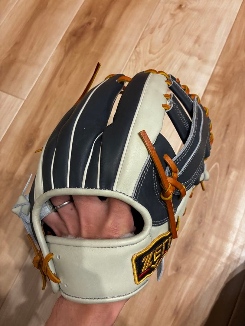 ZETT プロステイタス 軟式オーダーグローブ　内野手用　吉川モデル　新品未使用