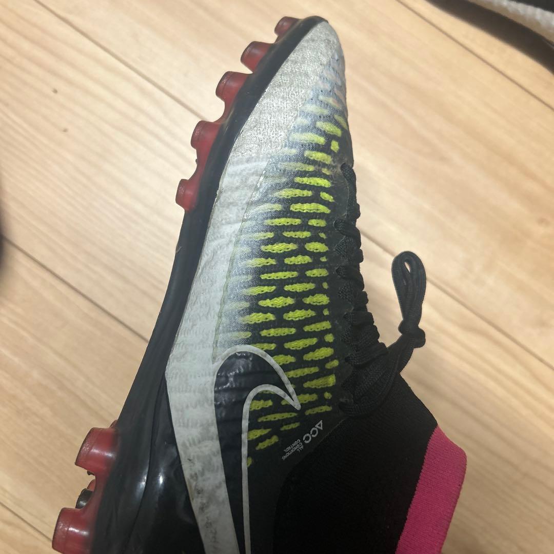 Nike マジスタオブラAG