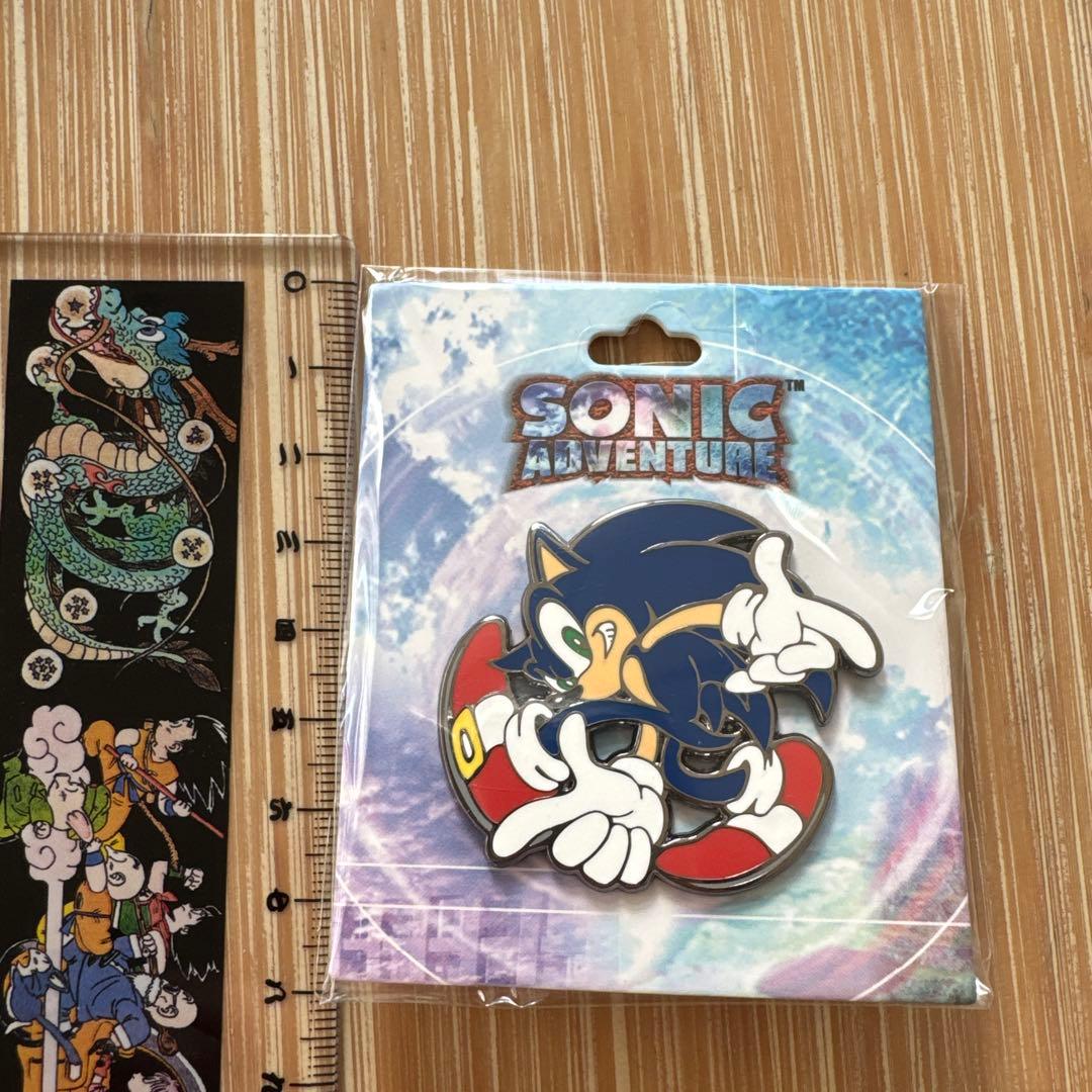 新品未開封　ソニックアドベンチャー　エナメルピンズ　バッジ