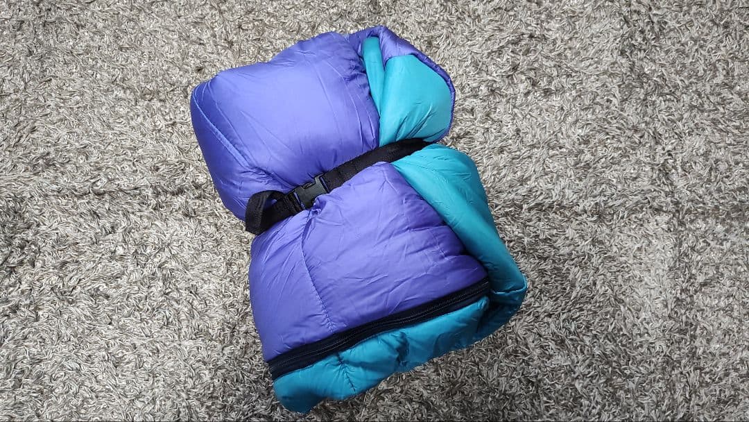 SANSO 寝袋 青・紫・ピンク