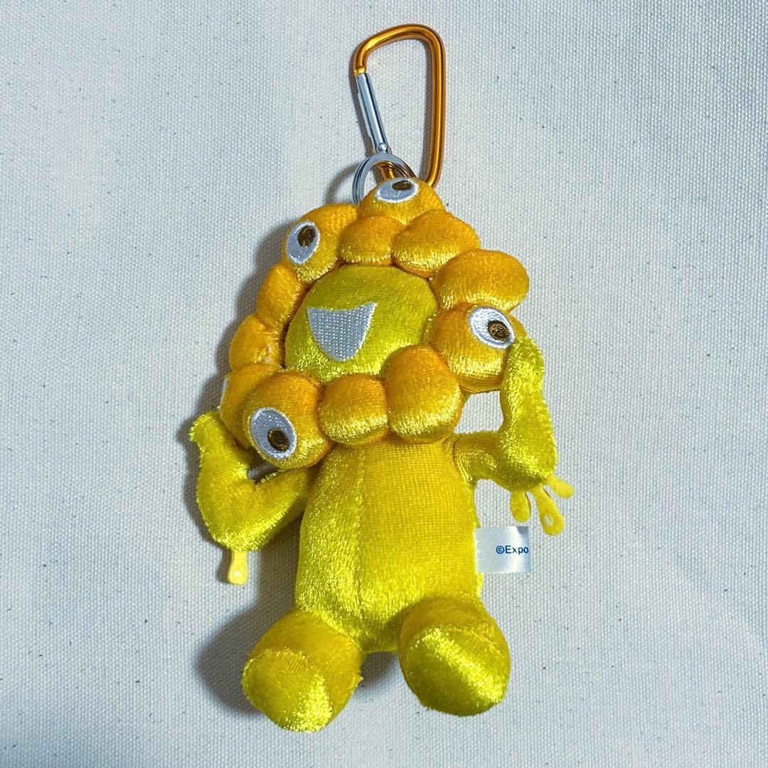 万博　ミャクミャク　カラビナ付きマスコット　金色　ゴールド