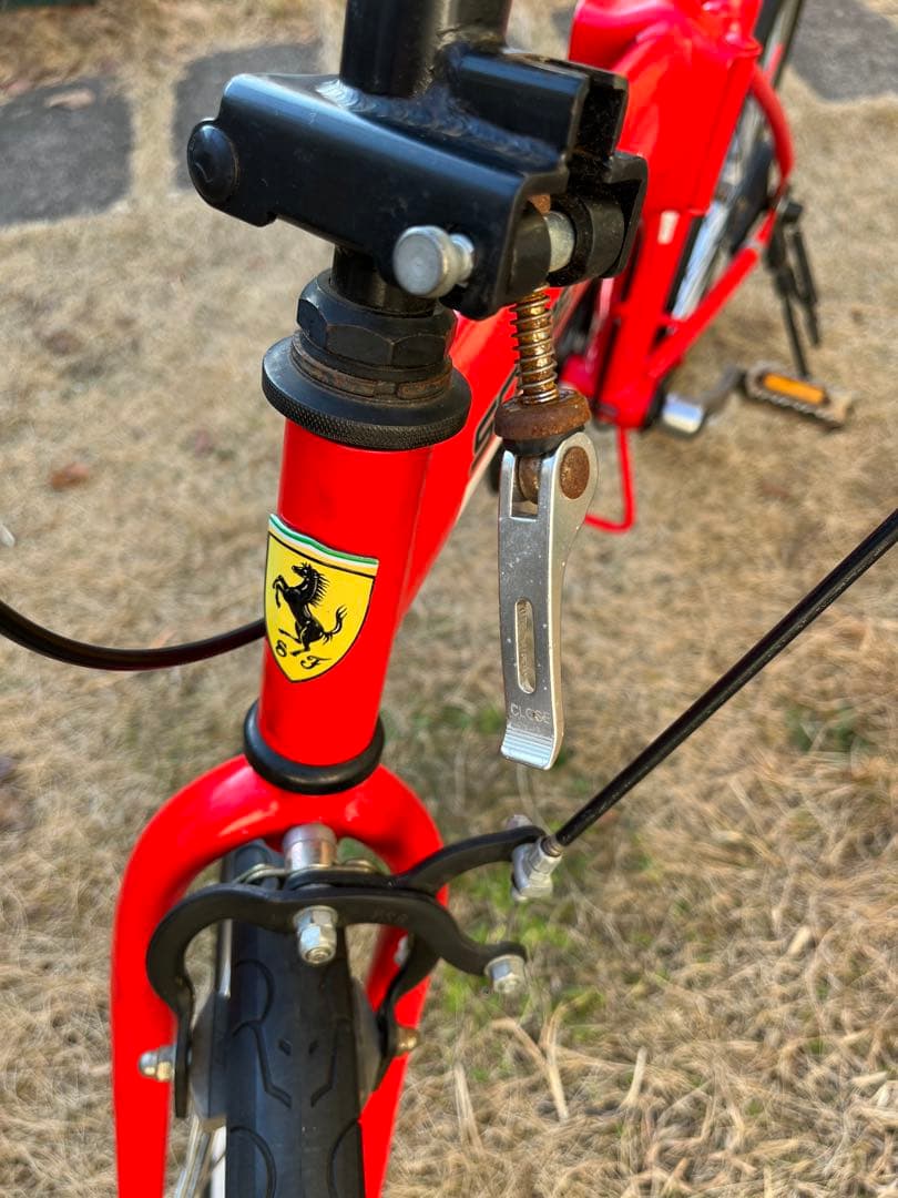 【2月末まで】フェラーリ 折りたたみ 20インチ　Ferrari 赤　レッド