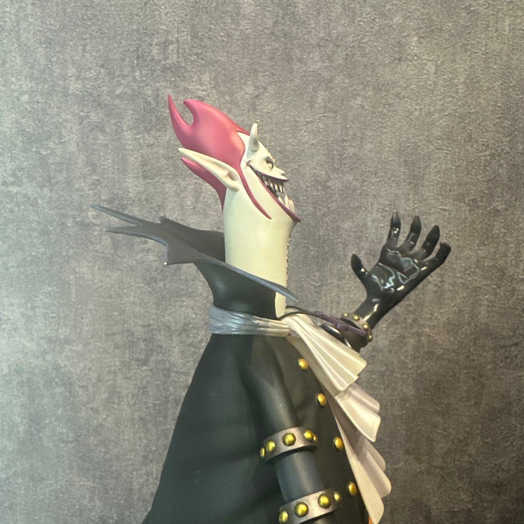 ワンピース　POP DX ゲッコー・モリア